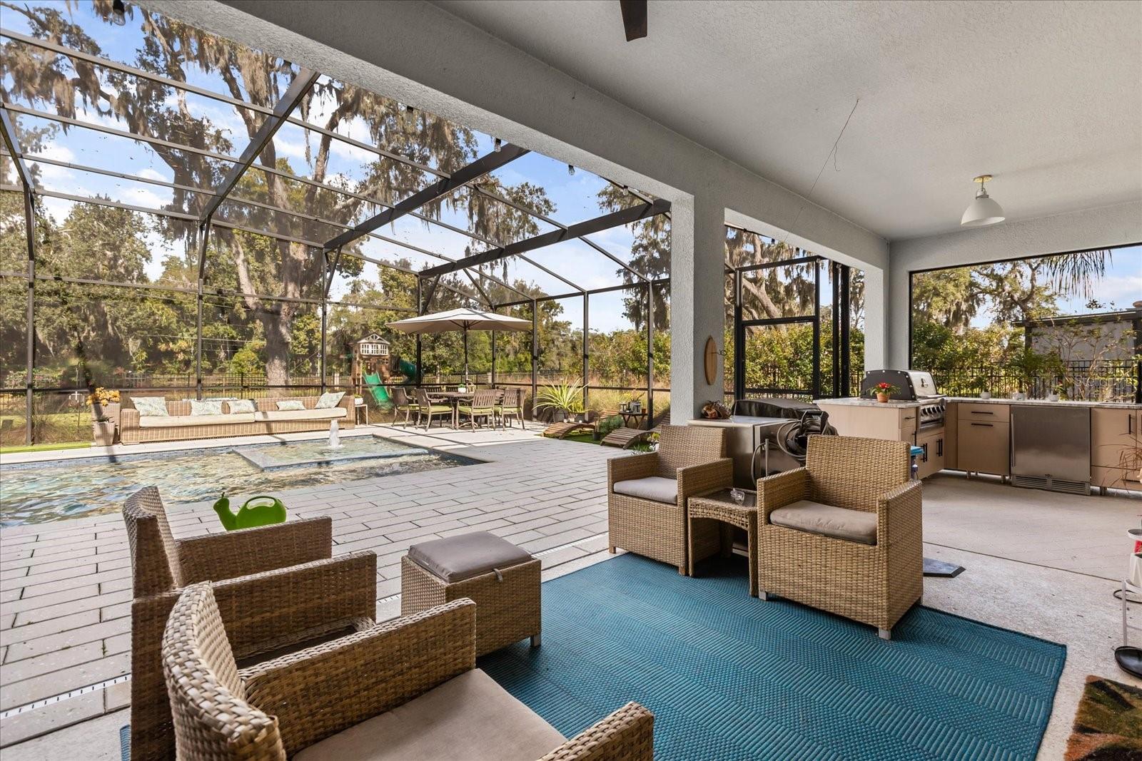 LAKESHORE/WEKIVA - Residential