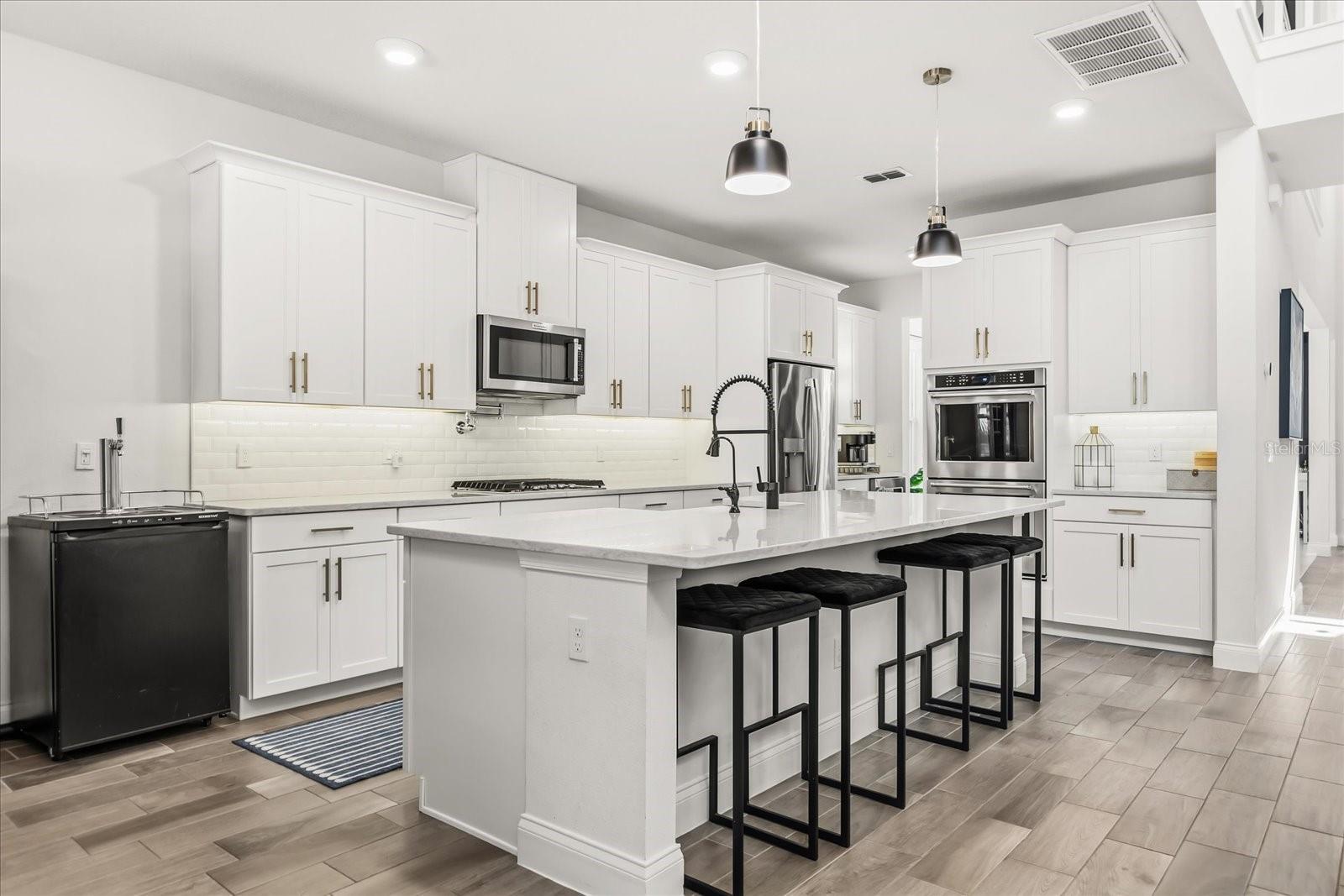 LAKESHORE/WEKIVA - Residential