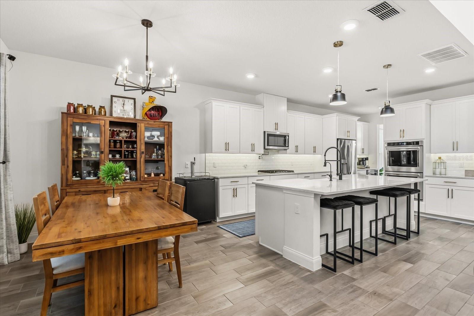 LAKESHORE/WEKIVA - Residential