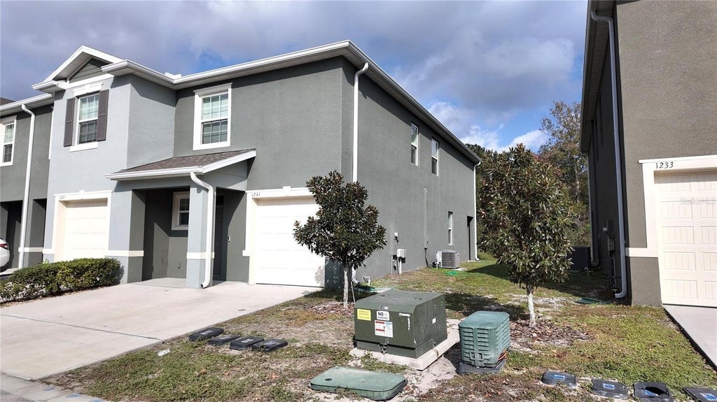Photo of 1241 Yellow Finch Drive, Davenport, FL 33837 (MLS # S5158377)