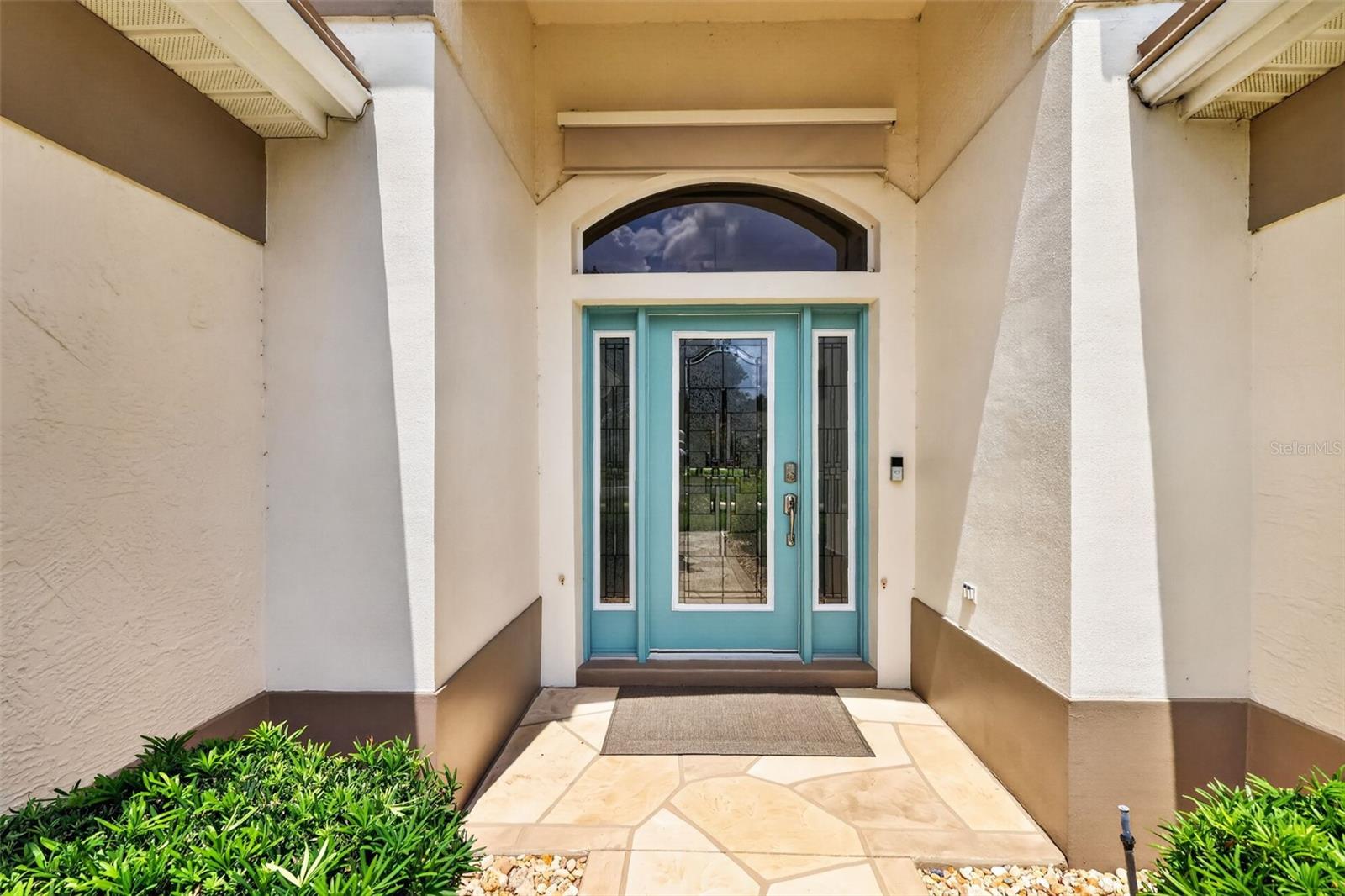 522 LOMA PASEO DRIVE