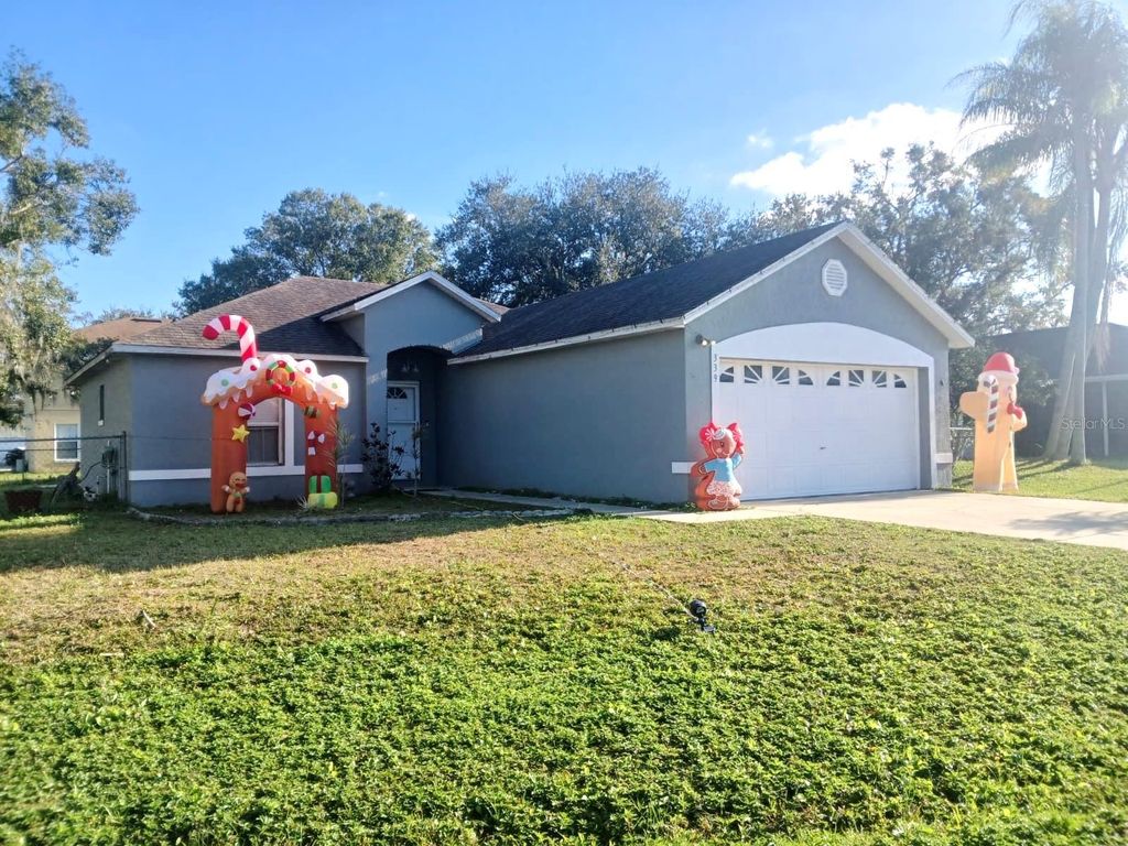Photo of 339 Colony Court, Kissimmee, FL 34758 (MLS # G5105891)