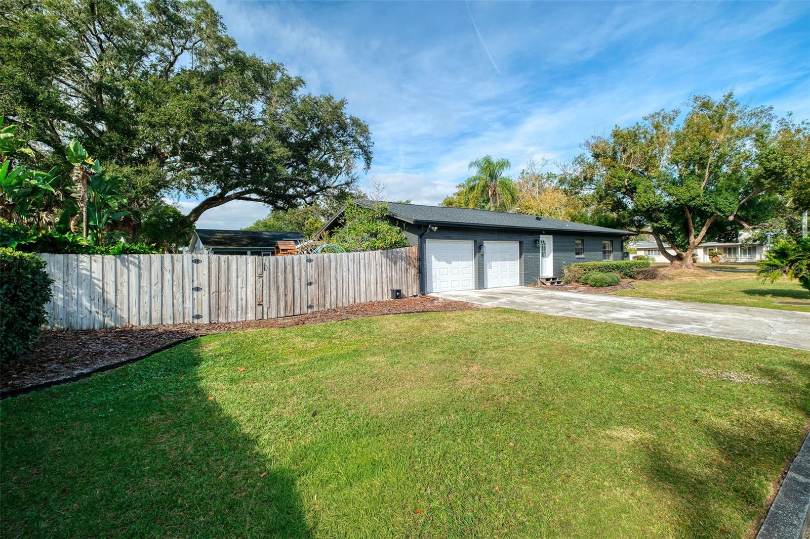 PARK MANOR FIRST ADD - Residential