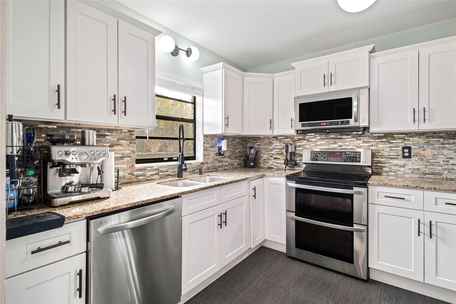 PARK MANOR FIRST ADD - Residential