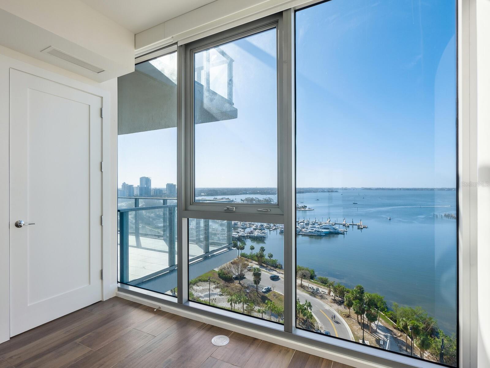 VUE SARASOTA BAY - Residential