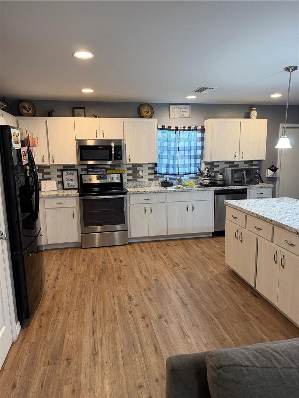 Photo of 1224 SE Carnahan Avenue, Arcadia, FL 34266 (MLS # A4685948)