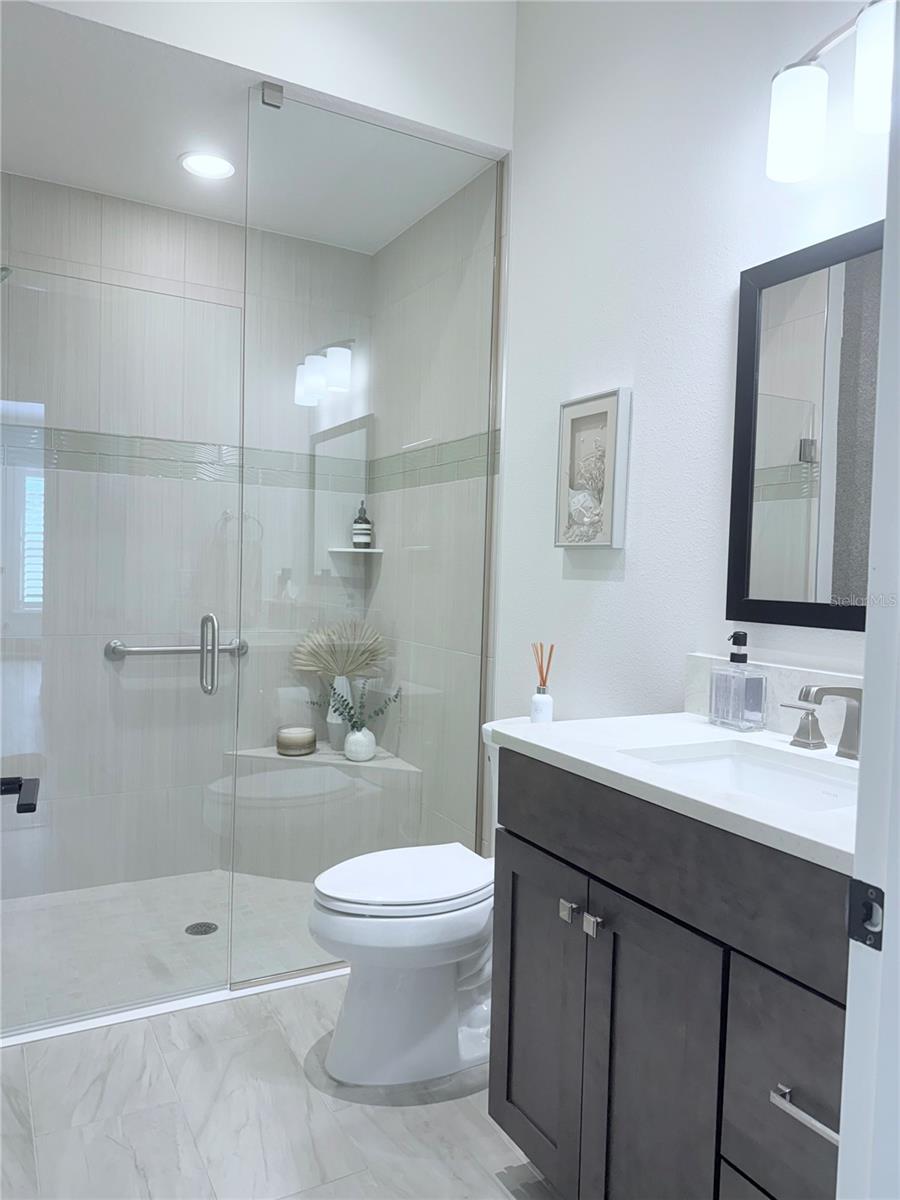 VILLAGE OF LAKE DENHAM - Residential