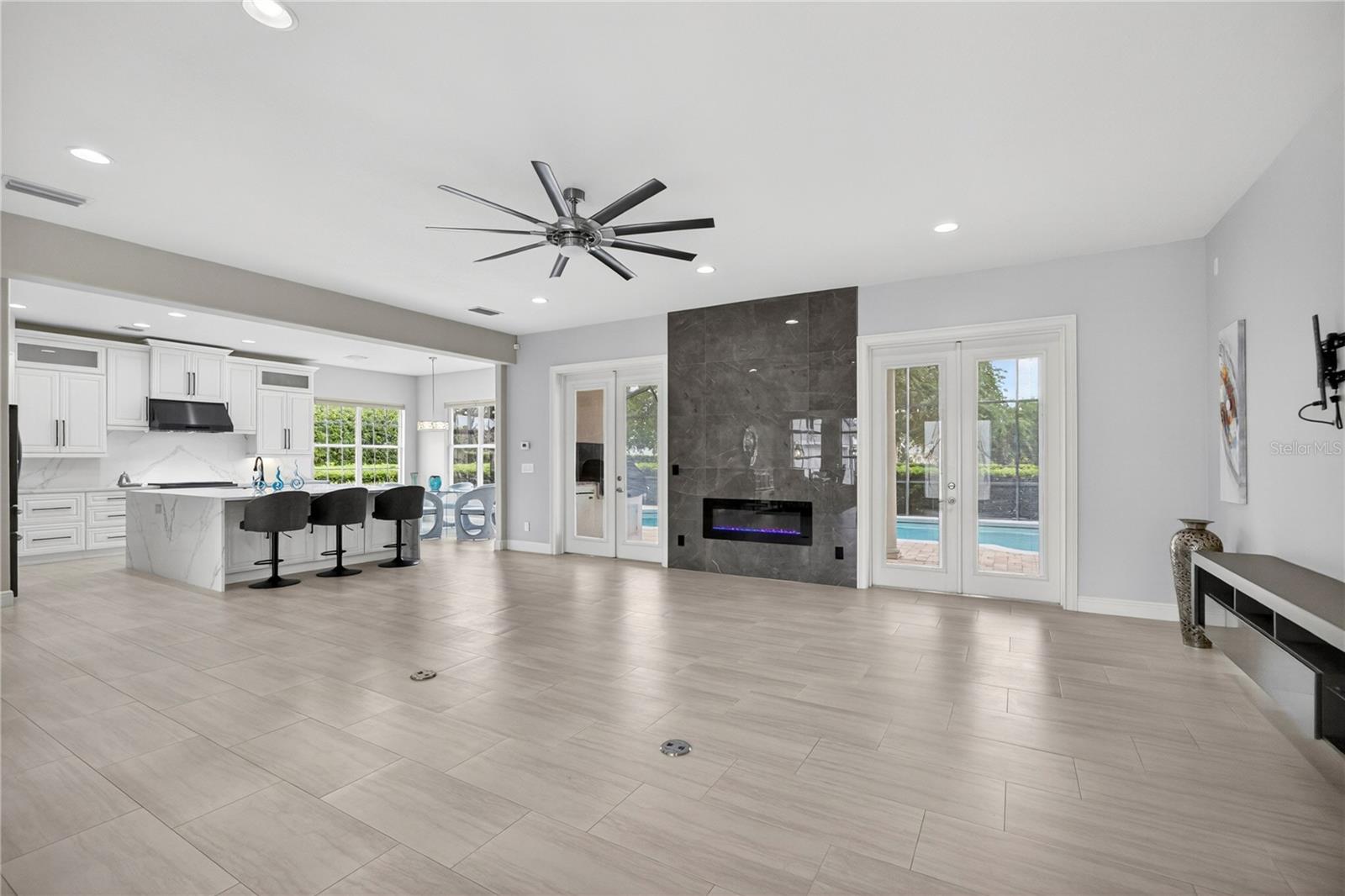 CLERMONT CARRINGTON AT LEGENDS SUB - Residential