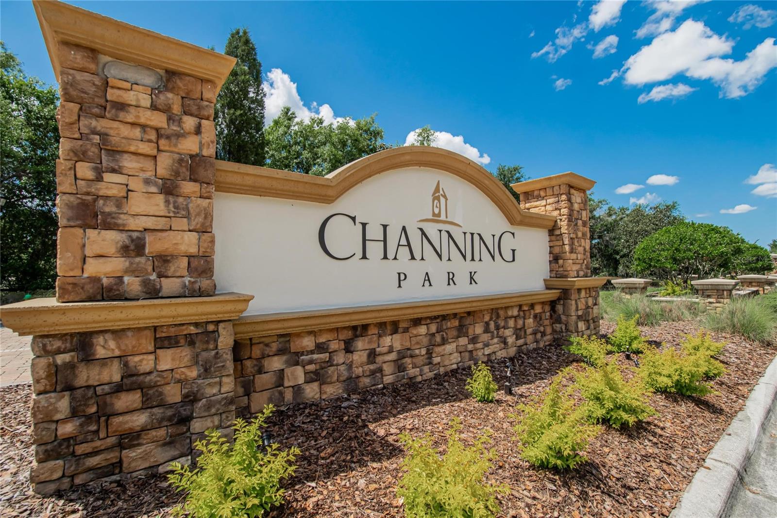 CHANNING PARK - Residential