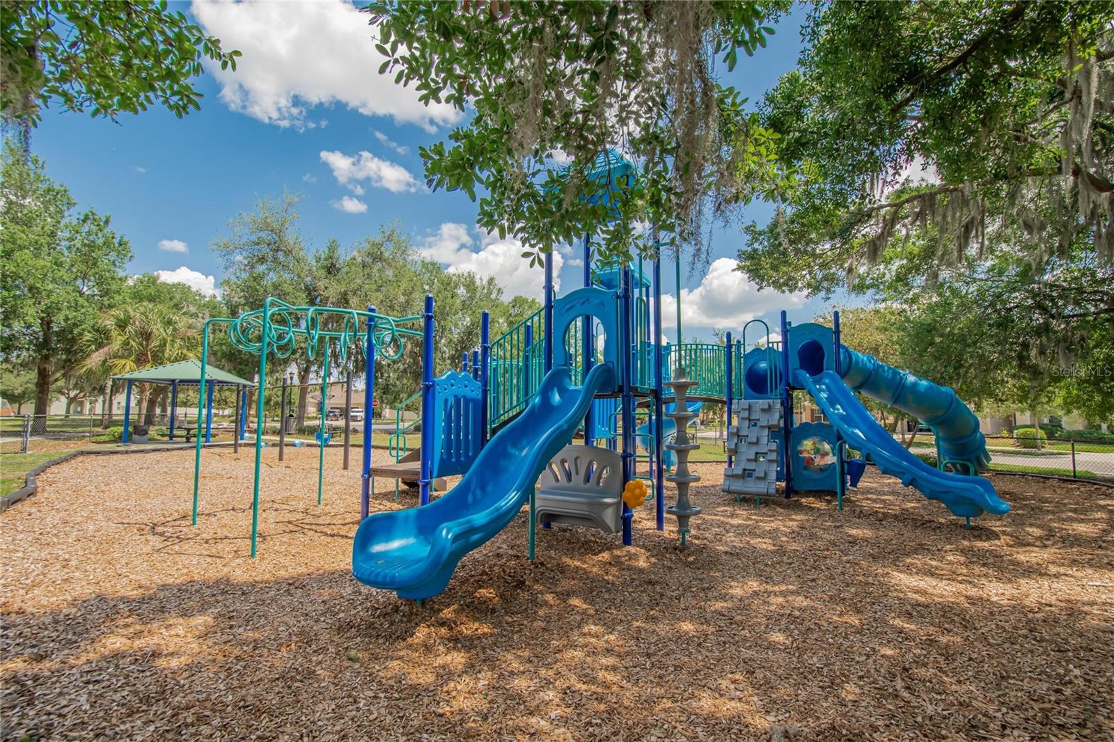 CHANNING PARK - Residential