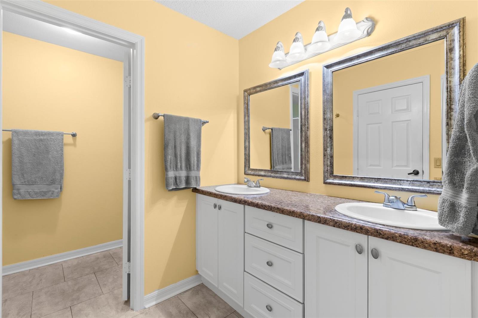 POINTE ALEXIS SOUTH - Residential