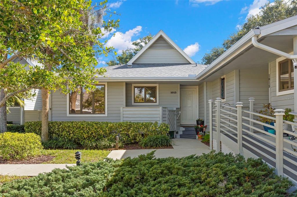 Photo of 1013 Caravel Court, Tarpon Springs, FL 34689 (MLS # TB8470429)