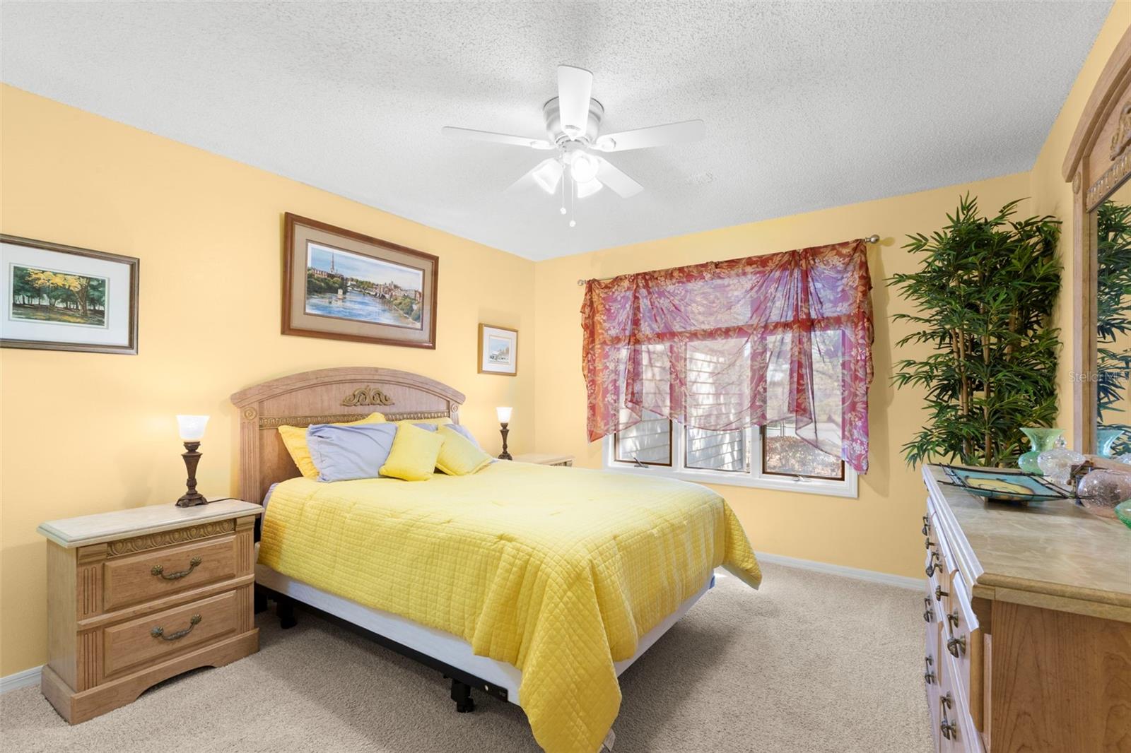 POINTE ALEXIS SOUTH - Residential