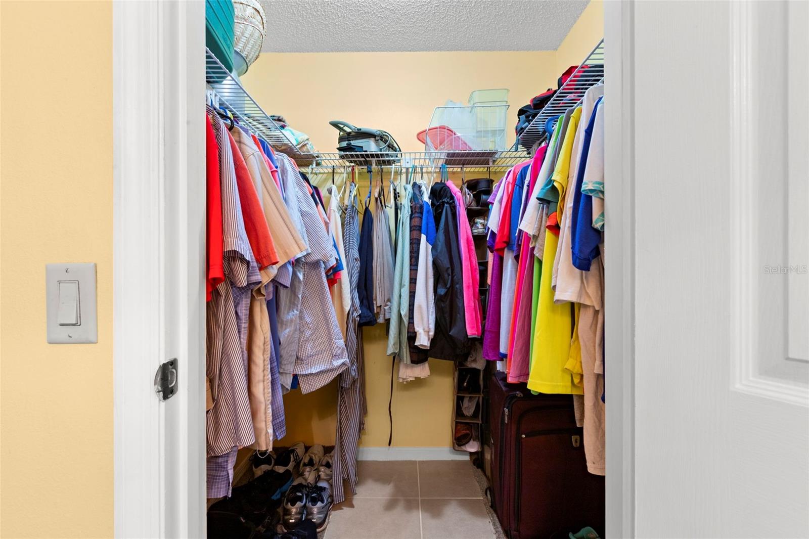 POINTE ALEXIS SOUTH - Residential