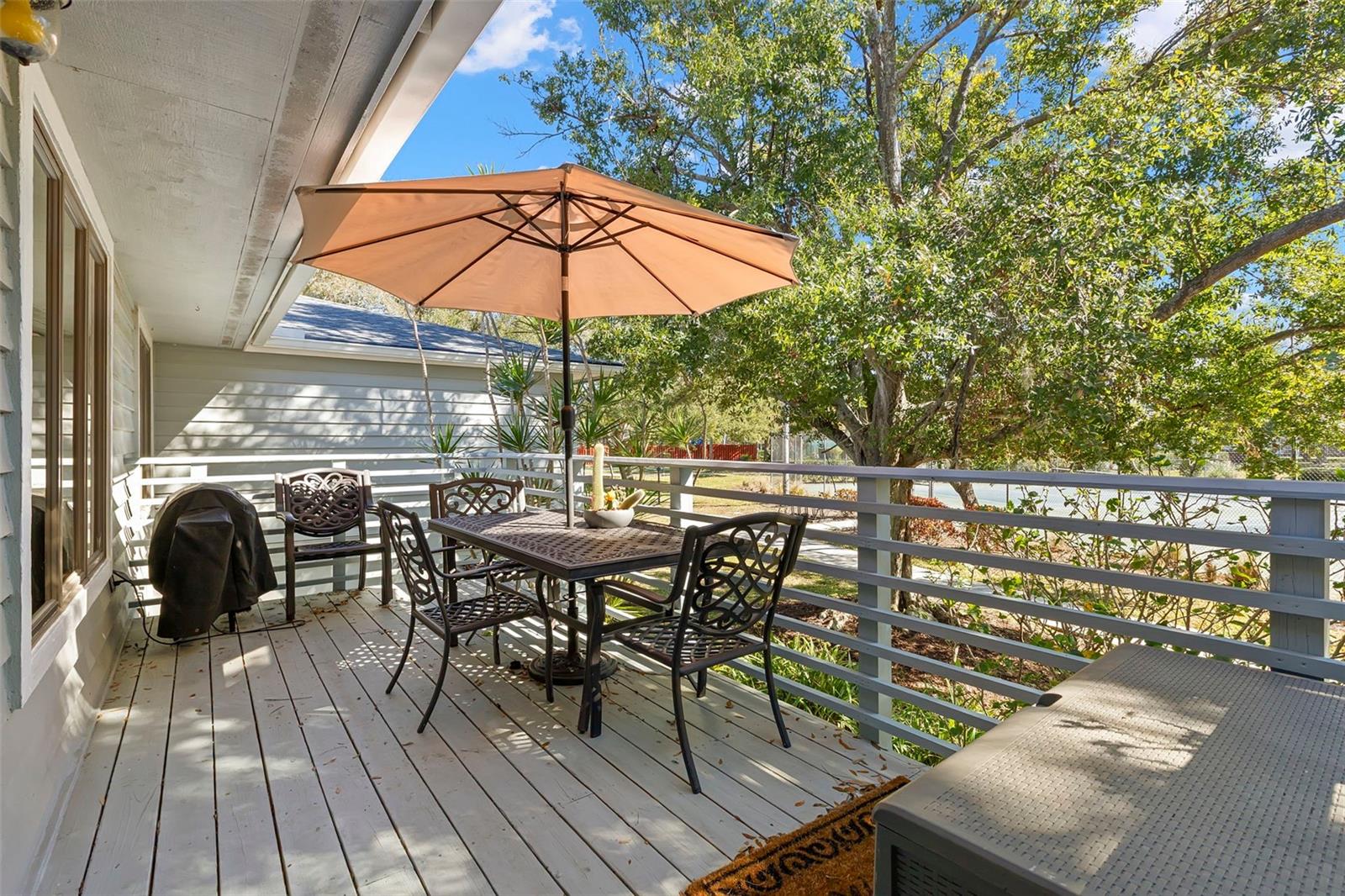 POINTE ALEXIS SOUTH - Residential