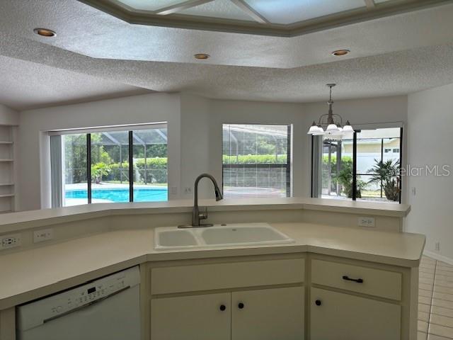 THE LAKES AT VAN DYKE FARMS - Residential Lease