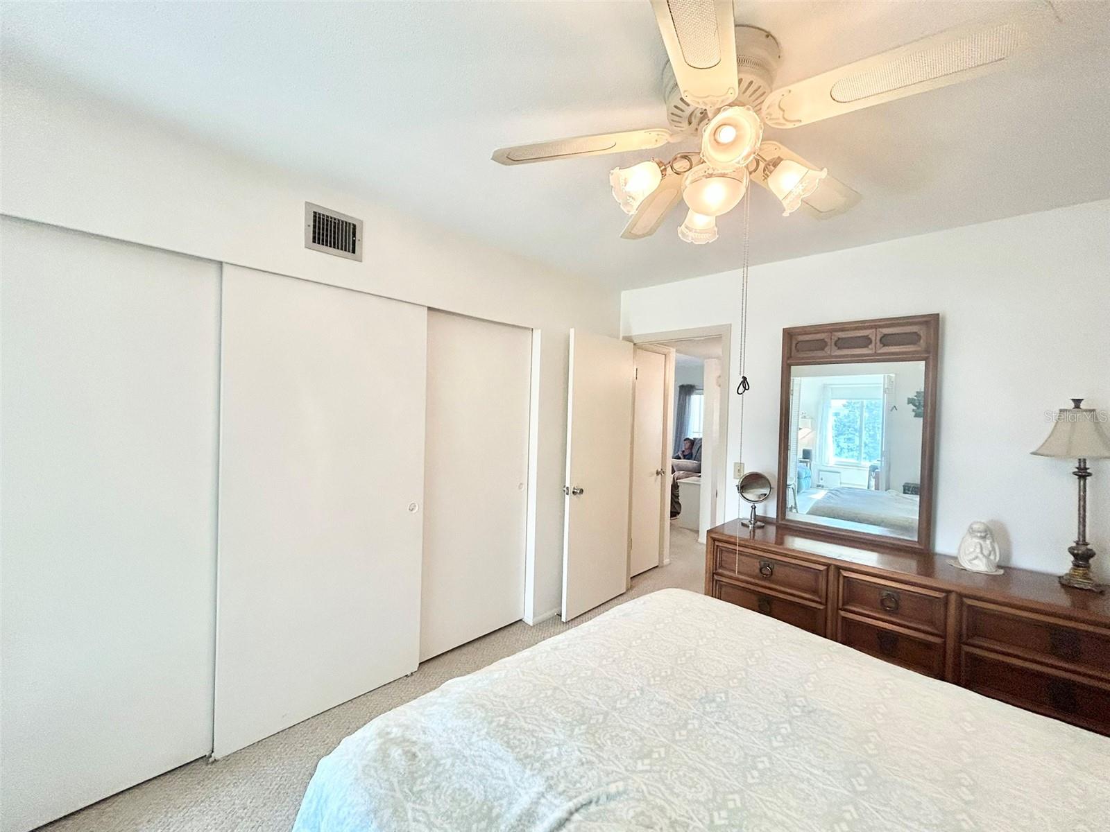 ON TOP OF THE WORLD - Residential