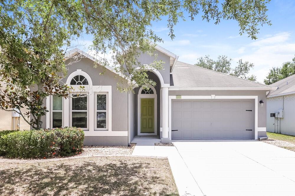 Photo 1 of 16 — 1309 ALHAMBRA CREST DRIVE, RUSKIN, FL 33570