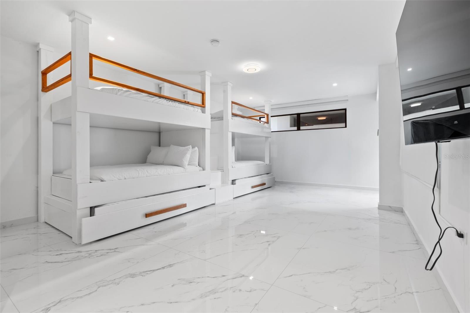 DORADO BEACH EAST - Residential