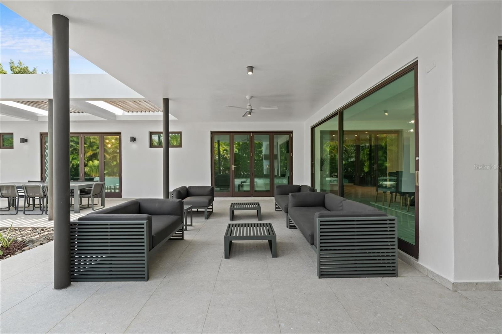 DORADO BEACH EAST - Residential