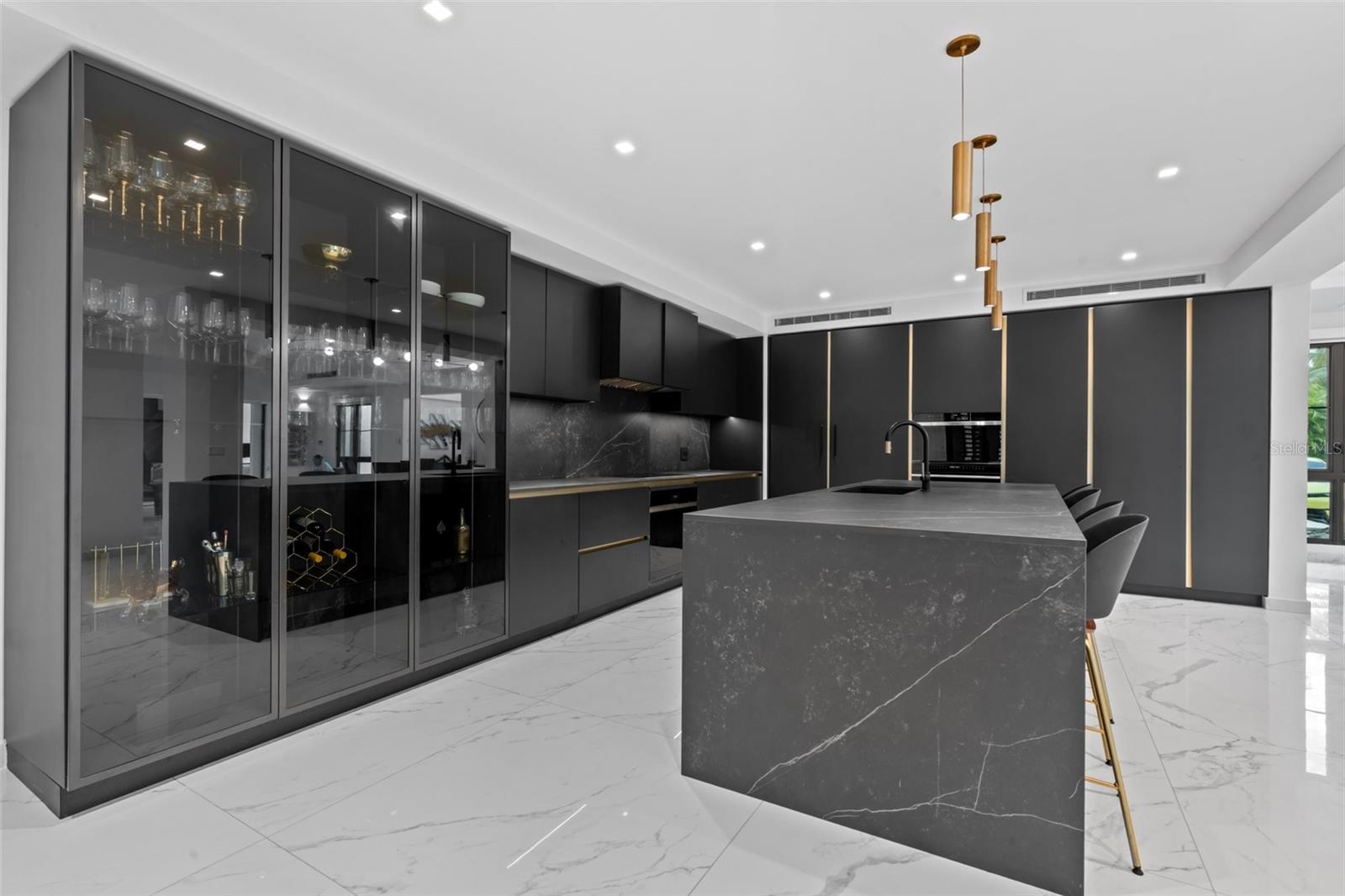 DORADO BEACH EAST - Residential