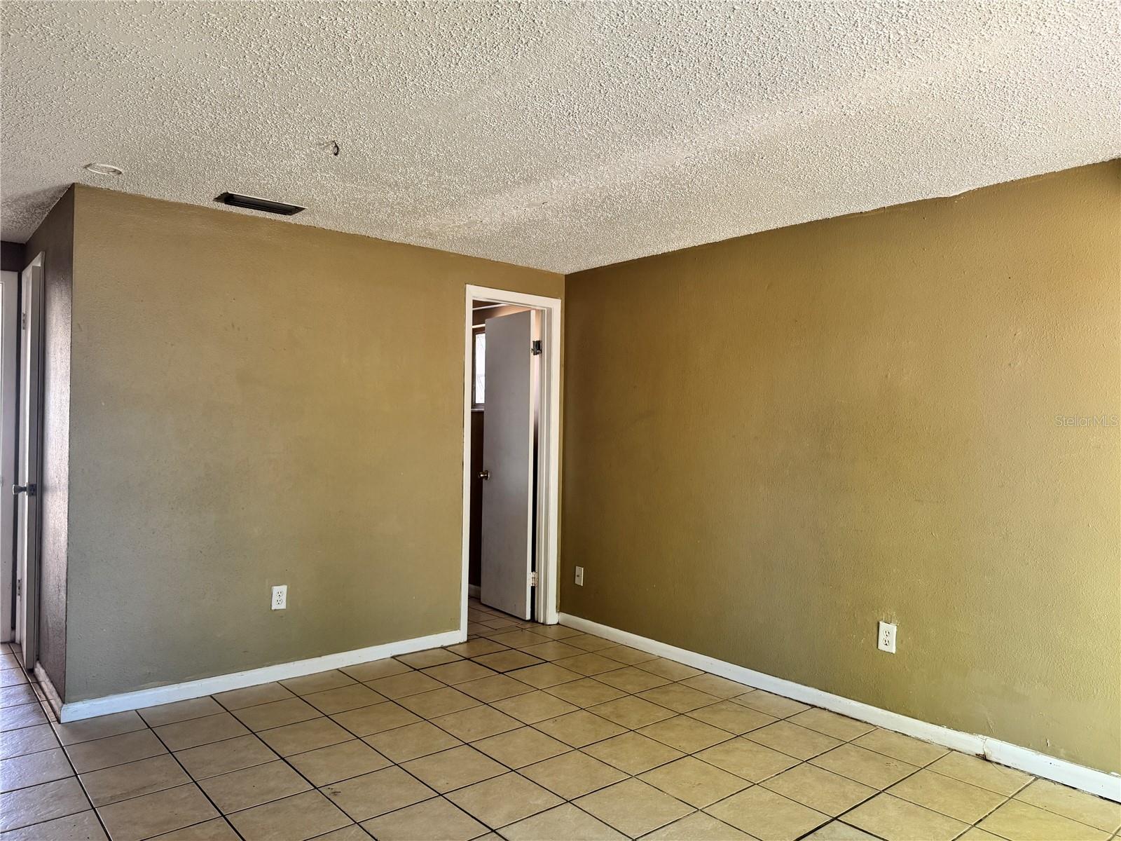 BEACON SQUARE - Residential