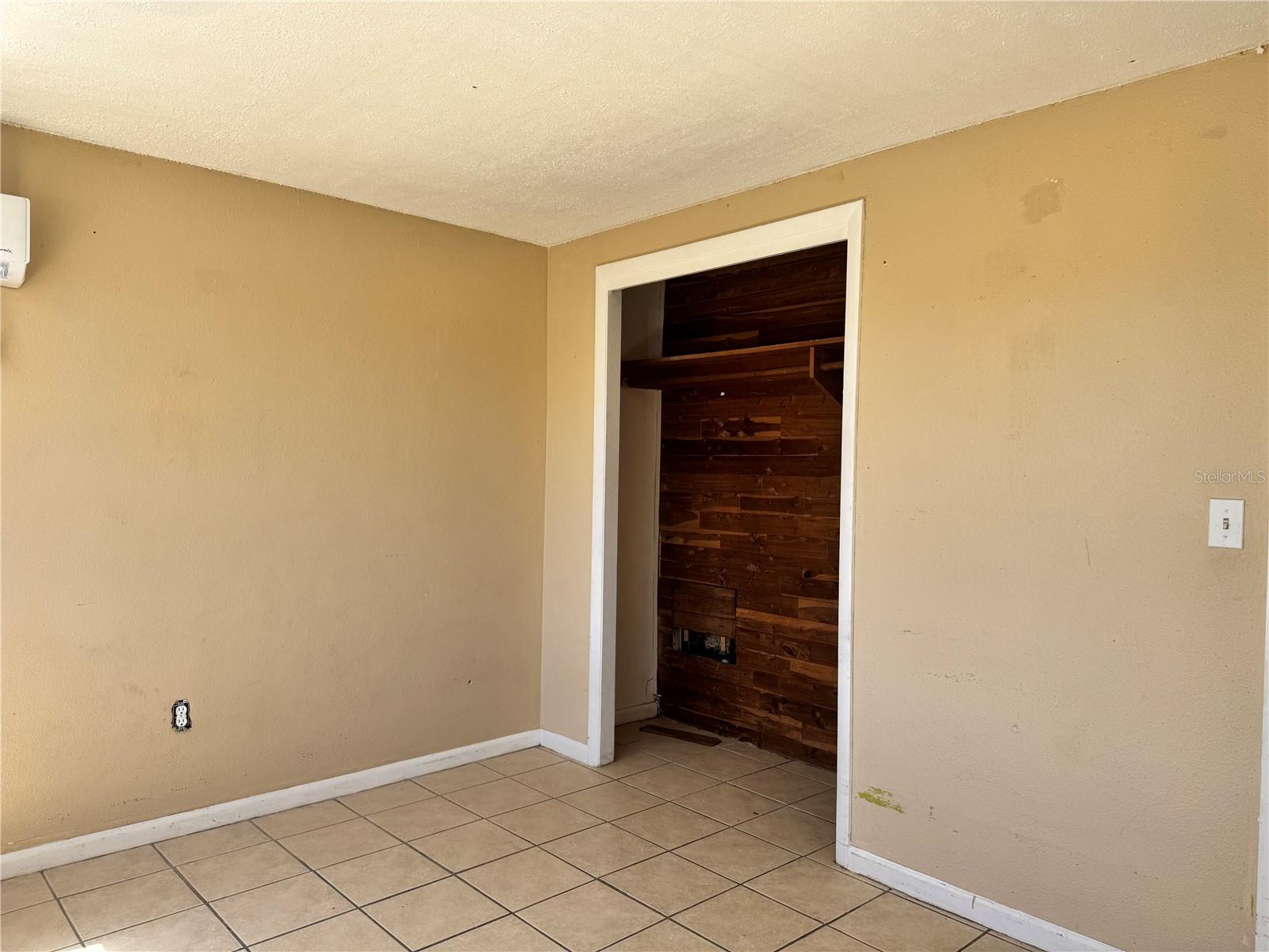 BEACON SQUARE - Residential