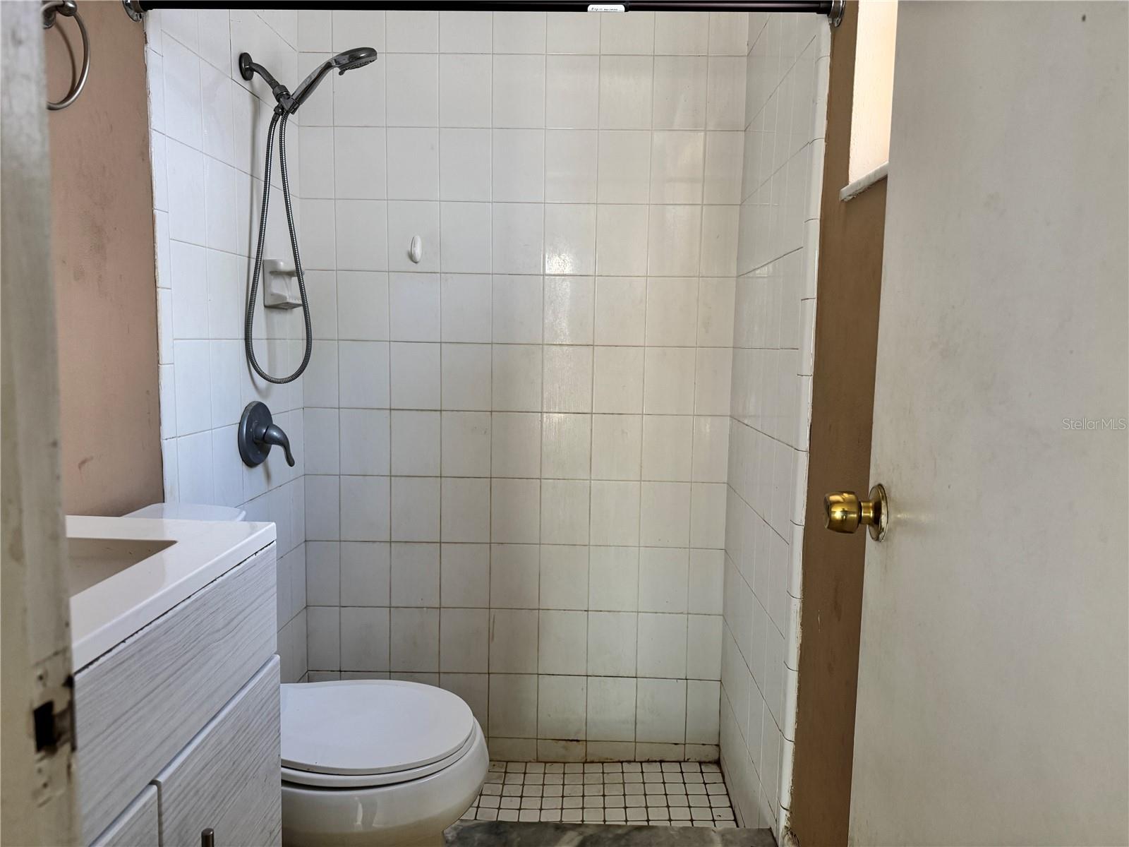 BEACON SQUARE - Residential