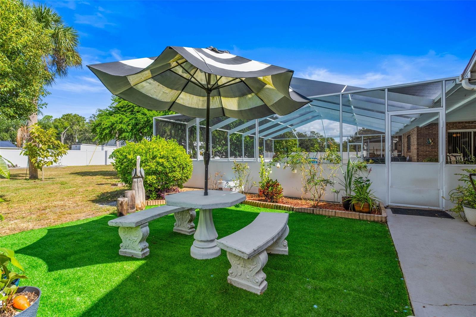 OAKVIEW ESTATES UN #3 - Residential