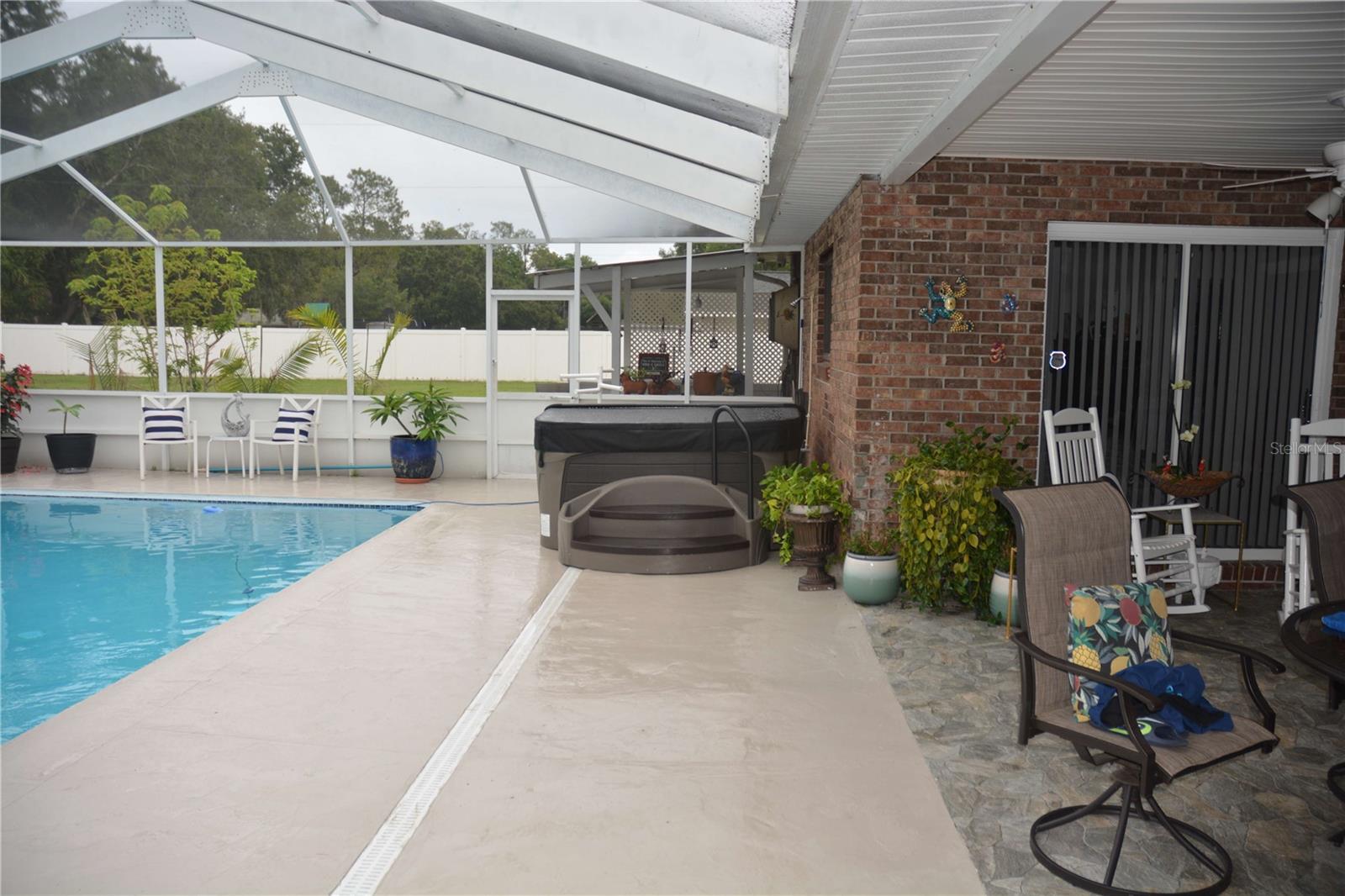 OAKVIEW ESTATES UN #3 - Residential