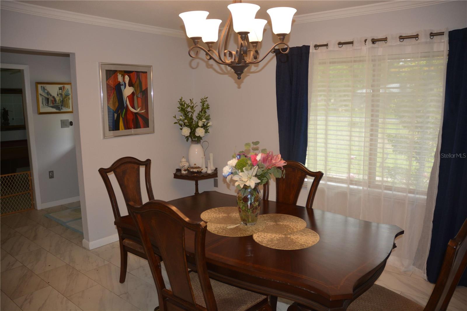 OAKVIEW ESTATES UN #3 - Residential