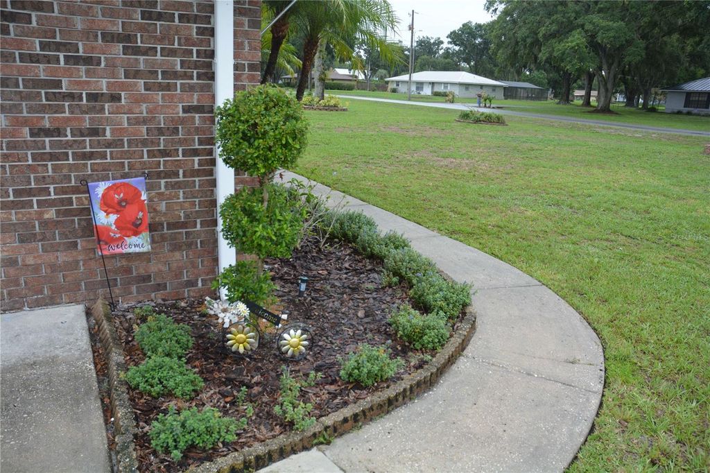 Photo of 3437 Oakview Drive, Lakeland, FL 33811 (MLS # TB8439351)