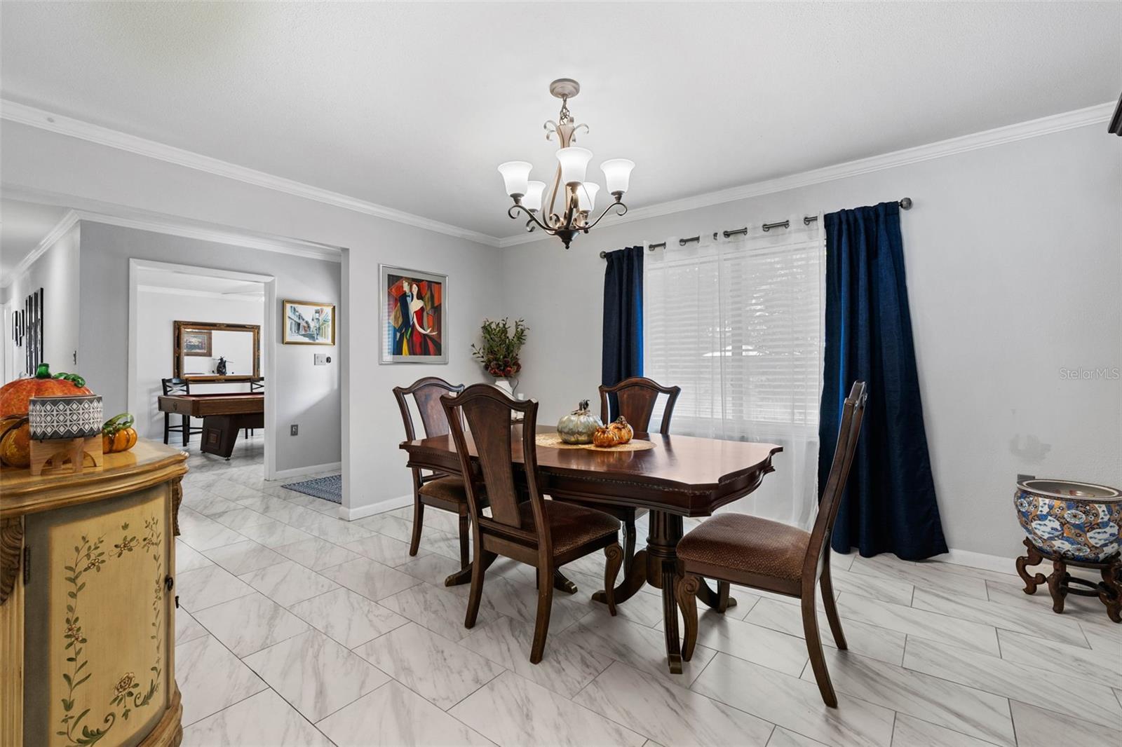 OAKVIEW ESTATES UN #3 - Residential