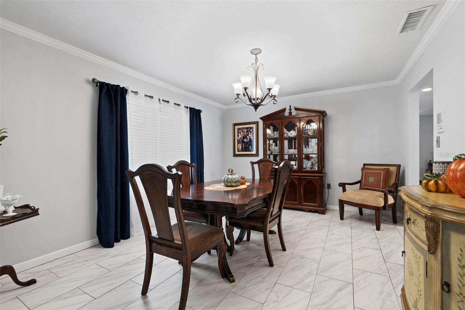 OAKVIEW ESTATES UN #3 - Residential