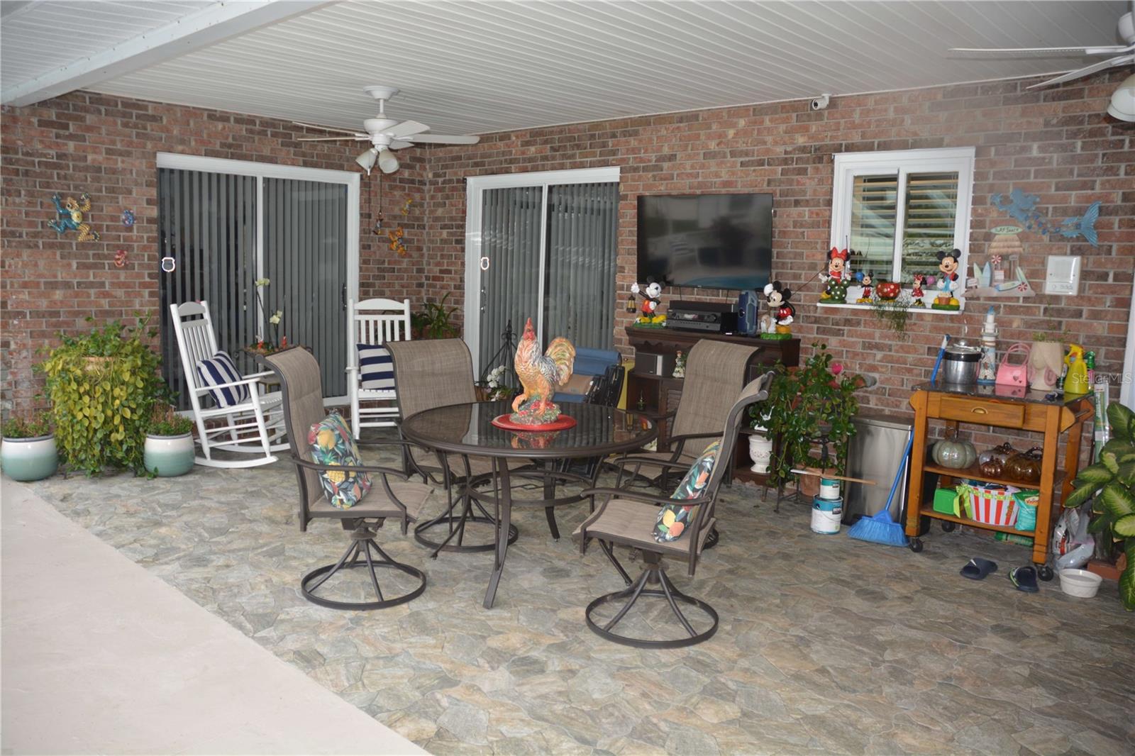 OAKVIEW ESTATES UN #3 - Residential
