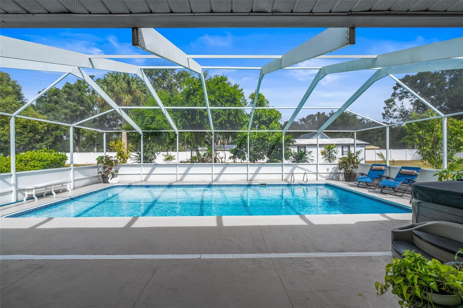 OAKVIEW ESTATES UN #3 - Residential