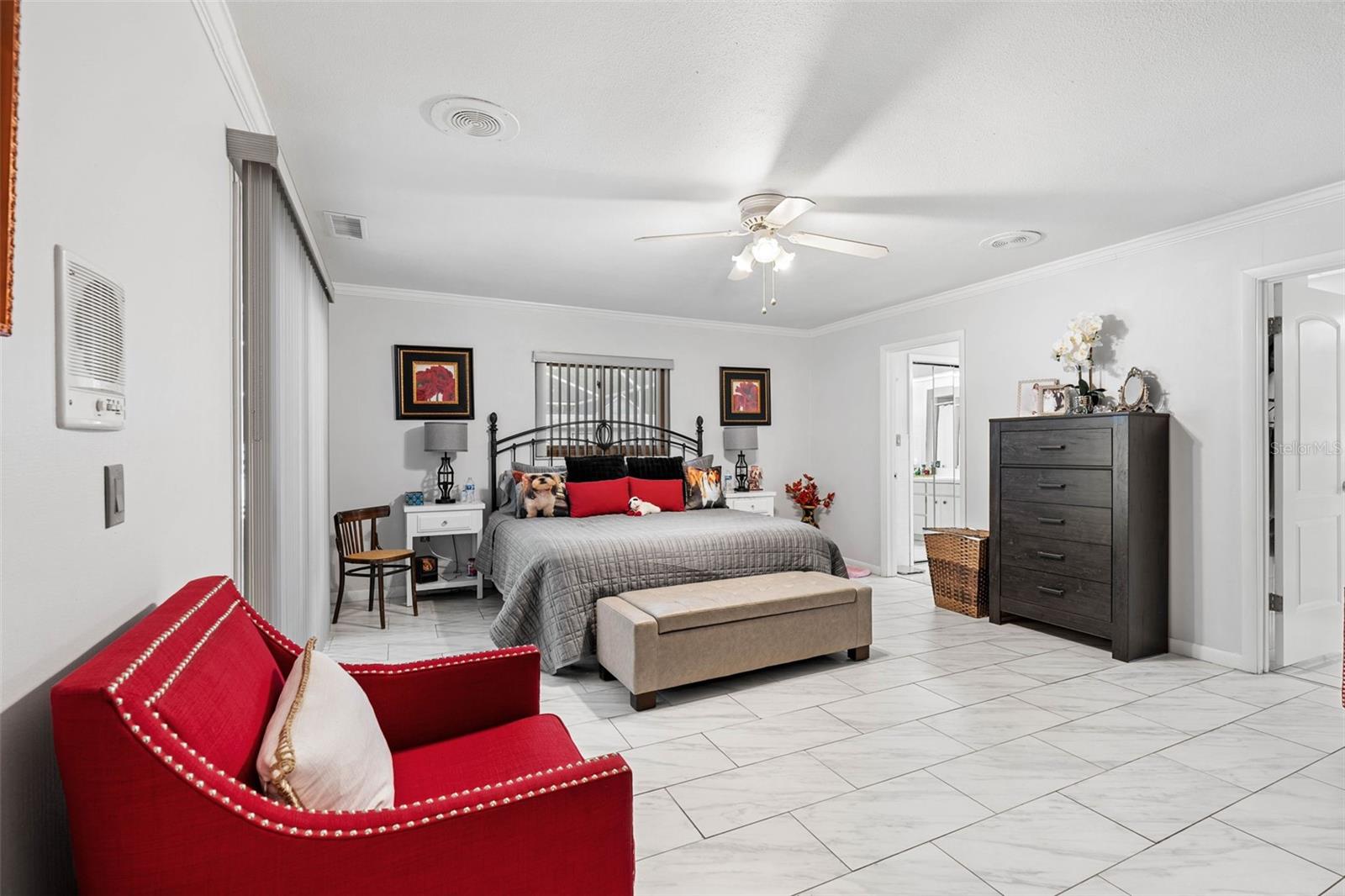 OAKVIEW ESTATES UN #3 - Residential