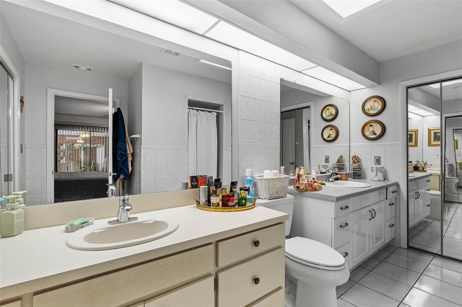 OAKVIEW ESTATES UN #3 - Residential