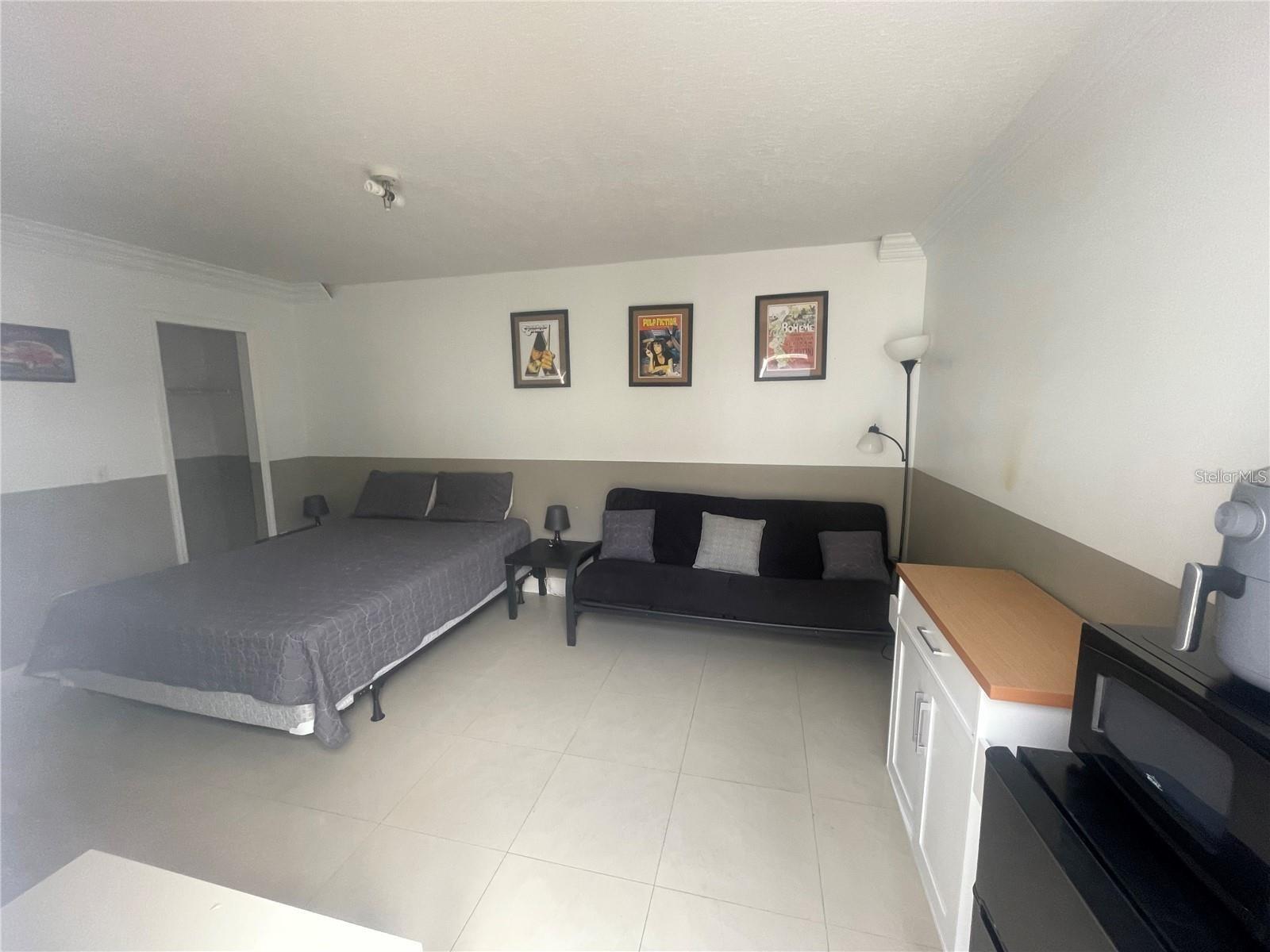 ISLAND CLUB WEST HOA - Residential Lease