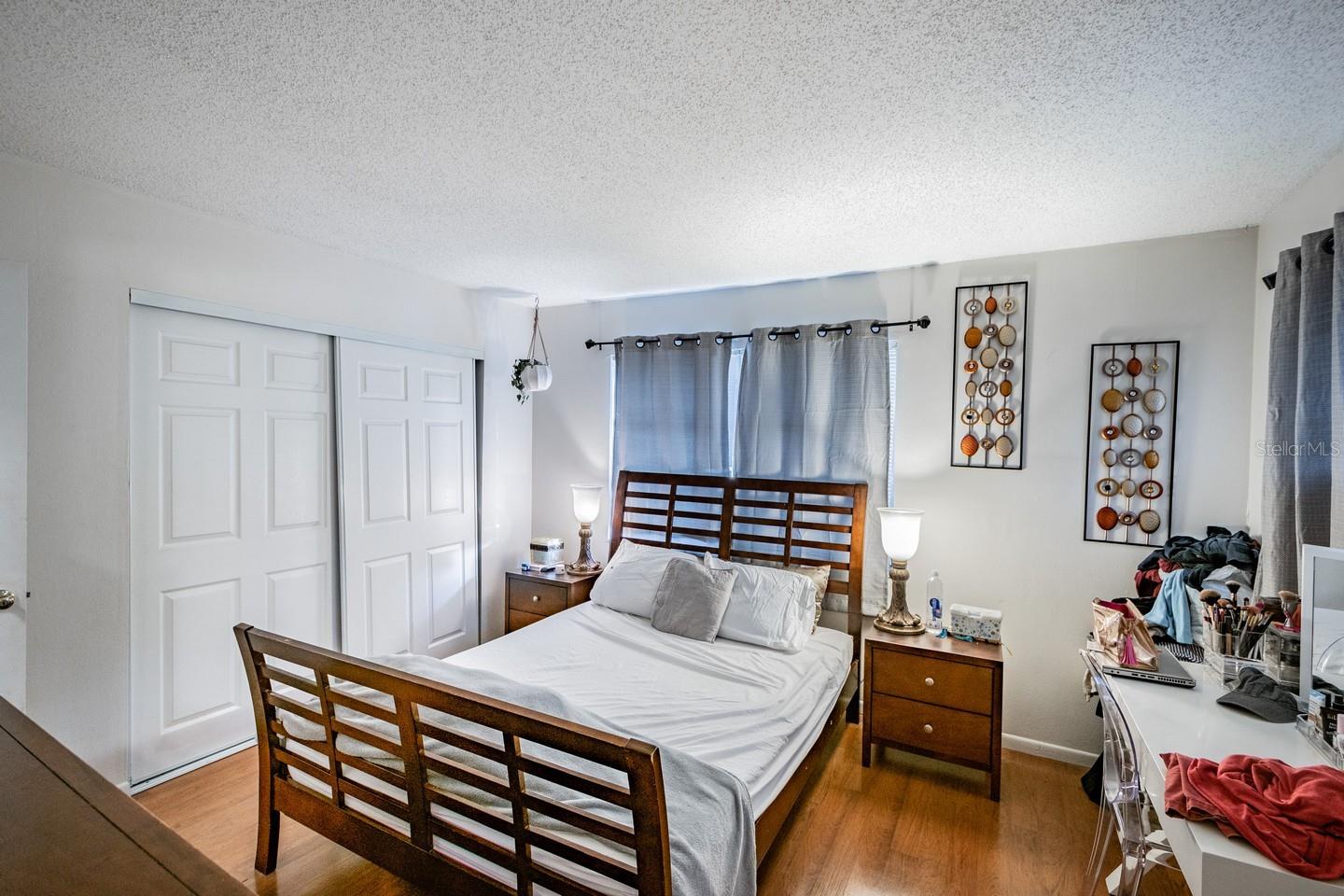 FAIRWAY OAKS - Residential Lease