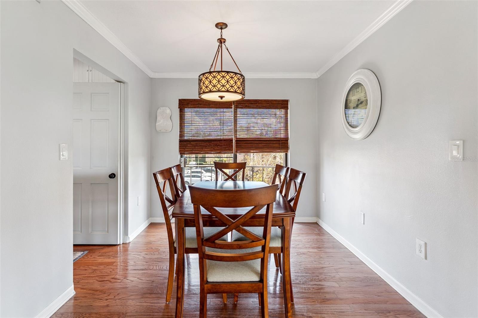 LA CASA CONDO - Residential