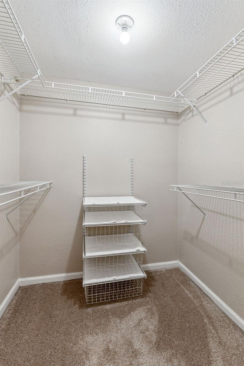 LA CASA CONDO - Residential