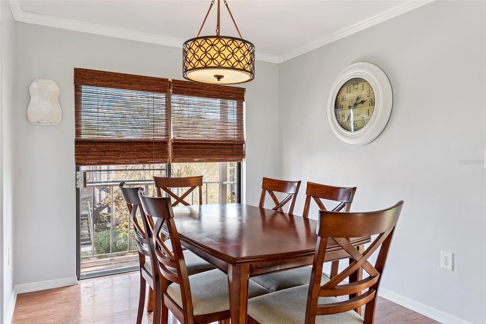 LA CASA CONDO - Residential