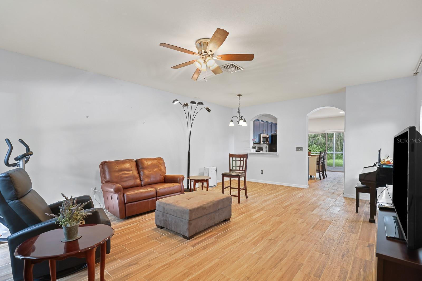 15928 FISHHAWK VIEW DRIVE