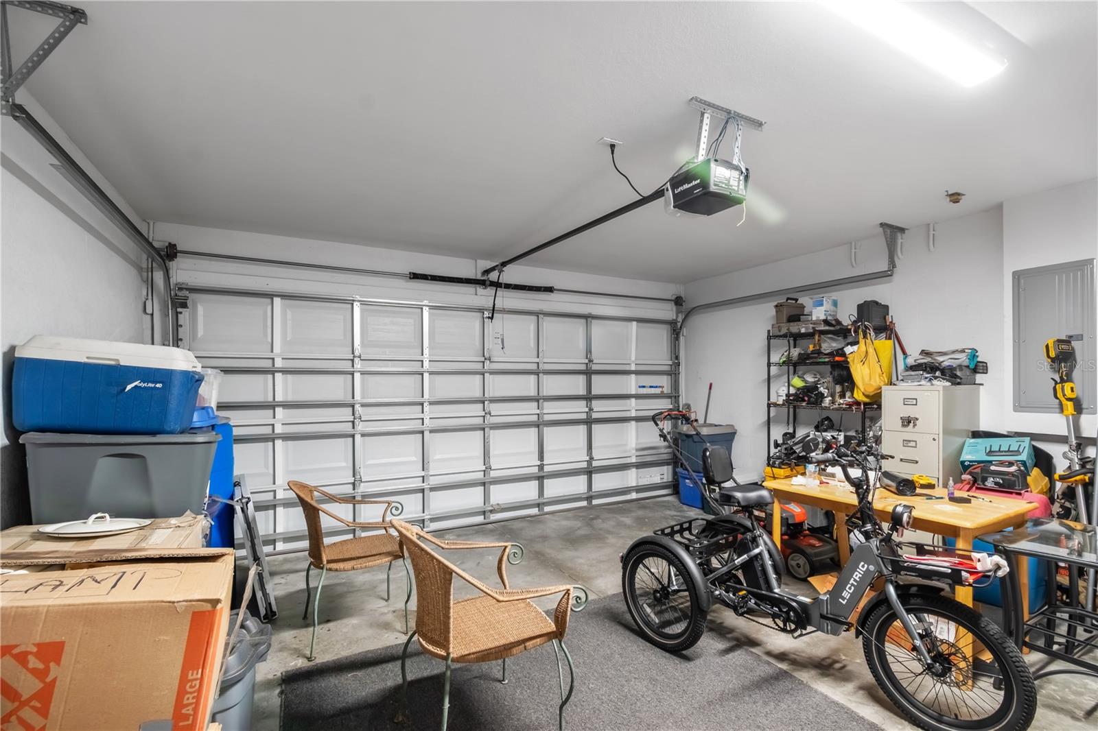 MARION OAKS UN 04 - Residential