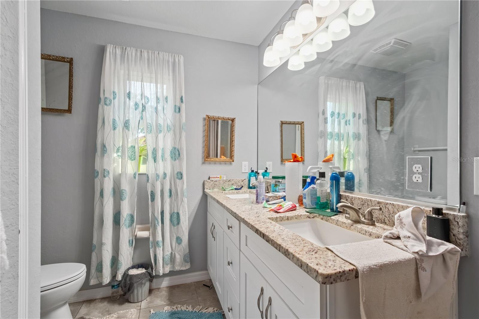 MARION OAKS UN 04 - Residential