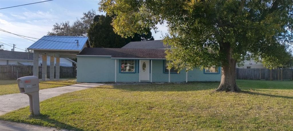 Photo of 6224 Florida Drive, Apollo Beach, FL 33572 (MLS # TB8504231)