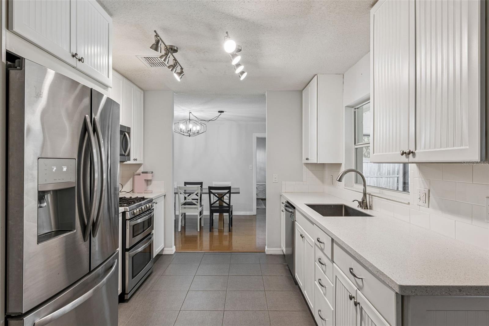 INDIAN HILLS - Residential