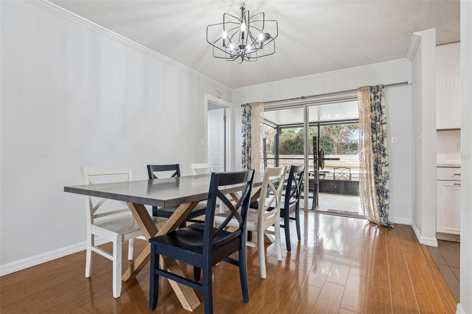 INDIAN HILLS - Residential