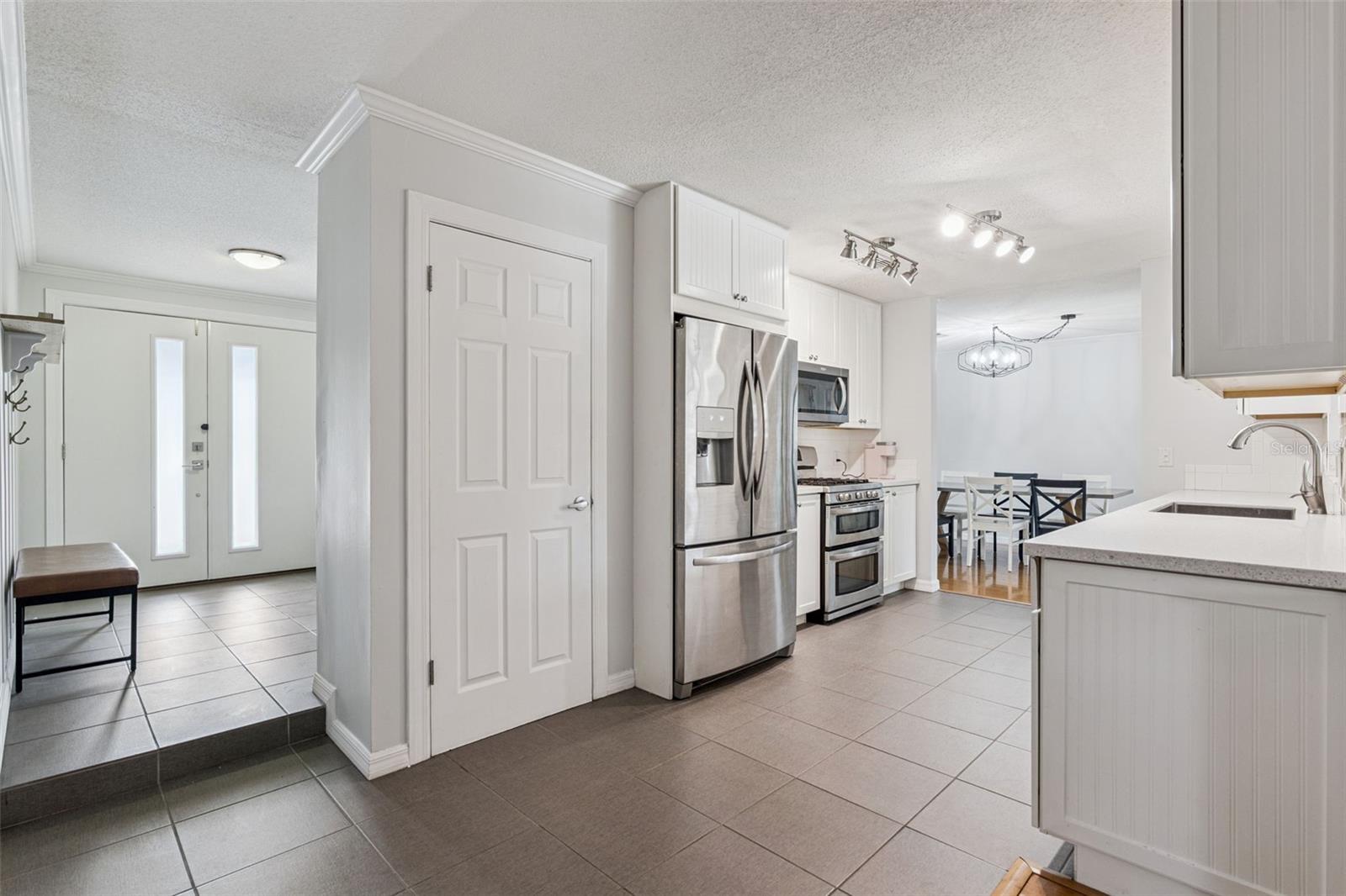 INDIAN HILLS - Residential